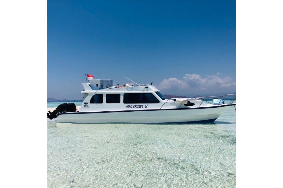 Privat Komodo  Speed Boat  V (Toilet, AC)