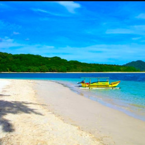 https://dev.windowtraveler.com/image/cache/catalog/tourtravel/PT%20Silah%20lombok/L1-300x300.jpg