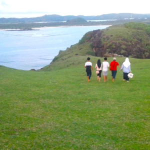https://dev.windowtraveler.com/image/cache/catalog/tourtravel/PT%20Silah%20lombok/ST3-300x300.jpg